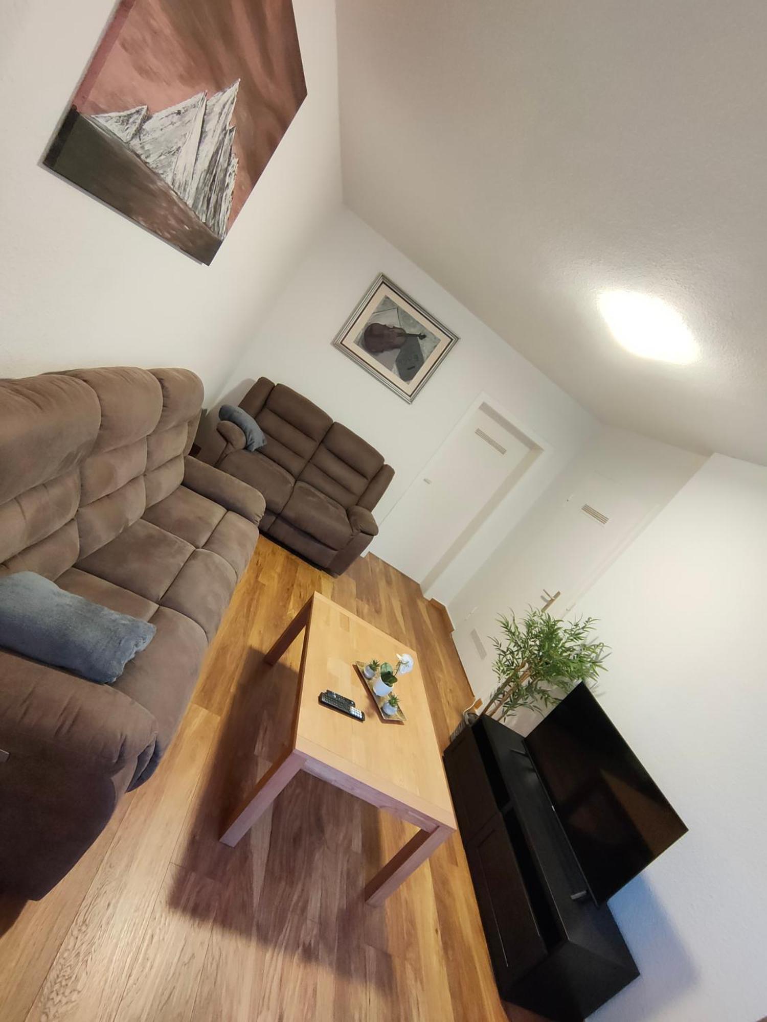 קלן Large Central Apartment - Modern & Fully Equipped - Near Fair מראה חיצוני תמונה